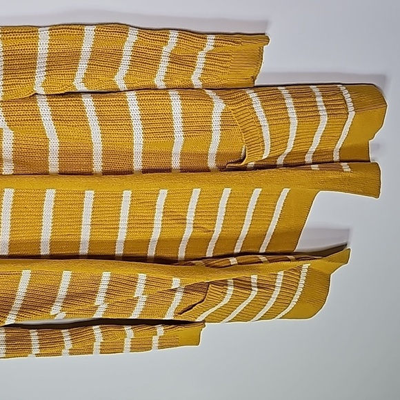 Old Navy yellow and white striped small layering cardigan - Picture 3 of 7